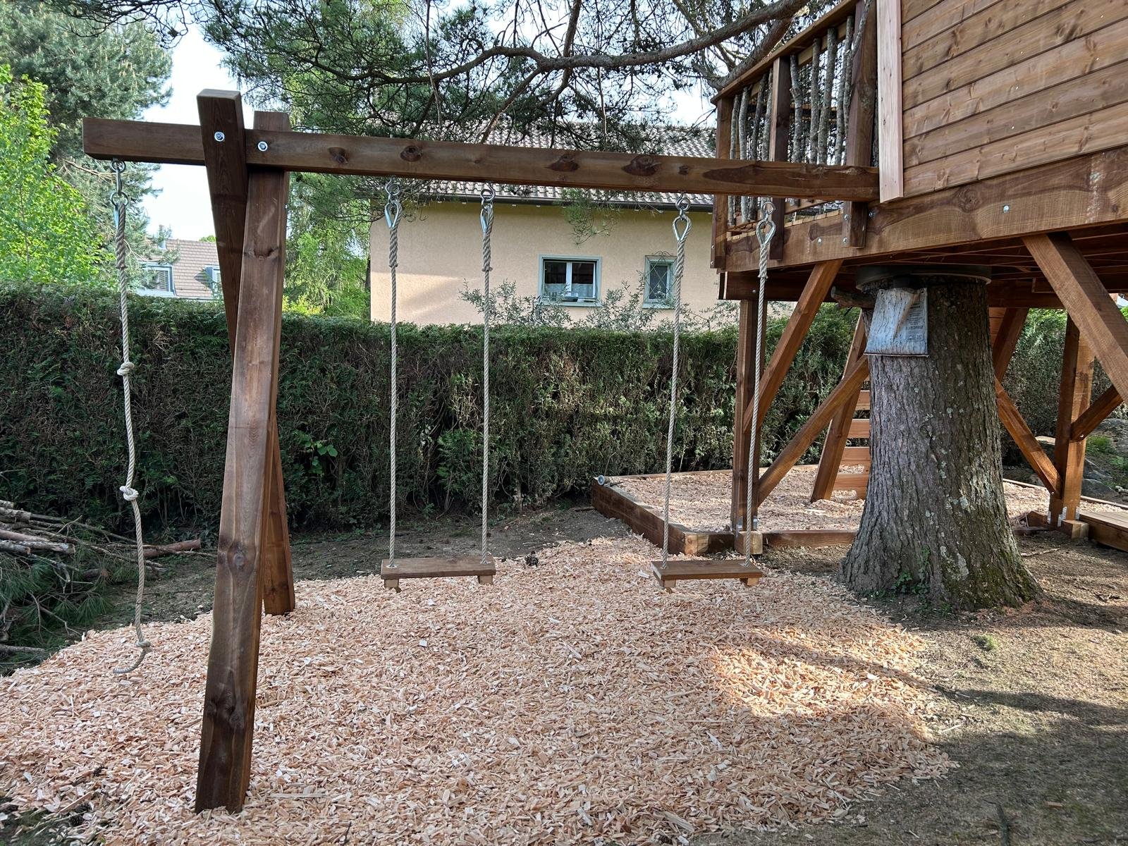 Cabane féérique au bord du Lac Léman